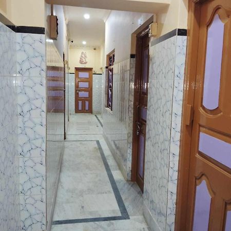 Anirudha Guest House 迪卡 外观 照片